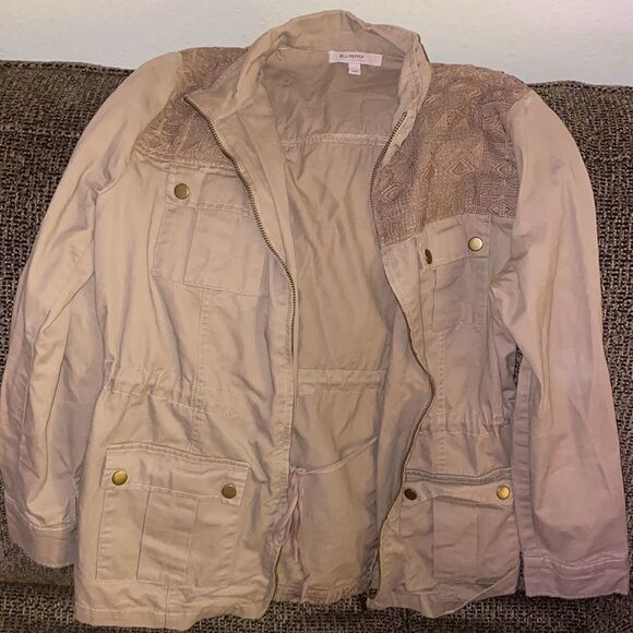 ✨HP✨BLU PEPPER ARMY UTILITY JACKET W/ CROCHET DETAIL✨ - Picture 2 of 5